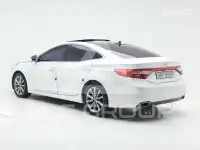 2016 Hyundai Grandeur