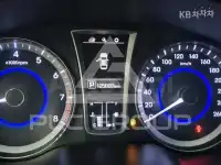 2016 Hyundai Grandeur