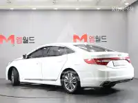 2016 Hyundai Grandeur