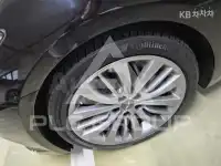 2016 Hyundai Genesis