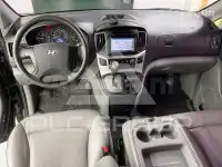 2016 Hyundai Starex