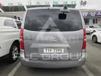 2016 Hyundai Starex