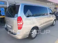 2016 Hyundai Starex