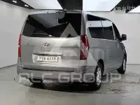2016 Hyundai Starex