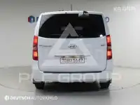 2016 Hyundai Starex