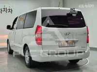 2016 Hyundai Starex