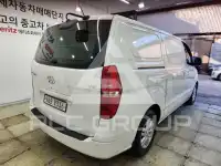 2016 Hyundai Starex
