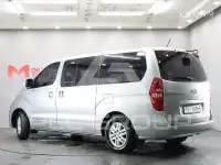 2016 Hyundai Starex