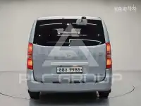 2016 Hyundai Starex