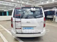 2016 Hyundai Starex