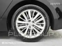 2016 Hyundai Aslan