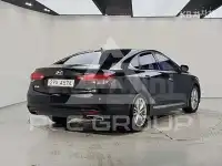 2016 Hyundai Aslan