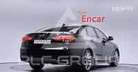 2016 Hyundai Aslan