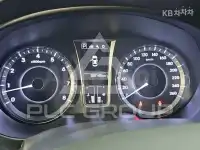 2016 Hyundai Aslan