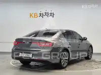 2016 Renault Sm6
