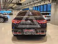 2016 Renault Sm6