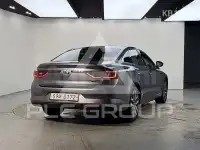2016 Renault Sm6