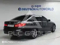 2017 BMW 523