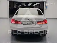 2017 BMW 523