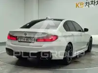 2017 BMW 523