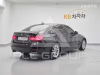 2017 BMW 330