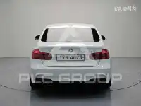 2017 BMW 330