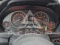 2017 BMW 330