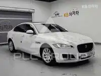 2017 Jaguar XF