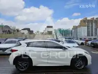 2017 Infinity Q