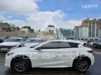 2017 Infinity Q