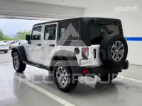 2017 Jeep WRANGLER