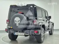 2017 Jeep WRANGLER