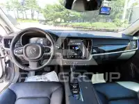 2017 Volvo S90