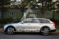 2017 Volvo V90