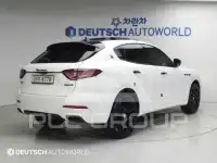 2017 Maserati LEVANTE