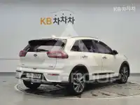 2017 KIA Niro