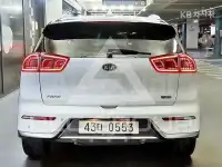 2017 KIA Niro