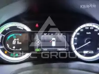 2017 KIA Niro