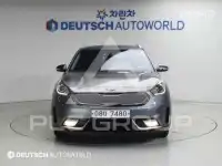 2017 KIA Niro