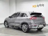 2017 KIA Niro