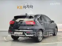 2017 KIA Niro