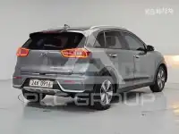 2017 KIA Niro