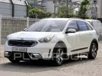 2017 KIA Niro