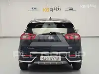 2017 KIA Niro