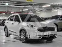 2017 KIA Niro