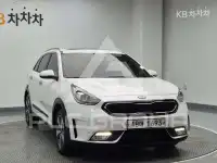 2017 KIA Niro