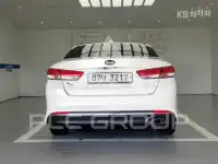 2017 KIA K5