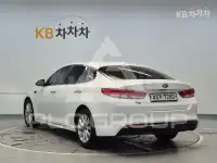 2017 KIA K5