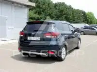 2017 KIA Carens