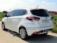 2017 KIA Carens